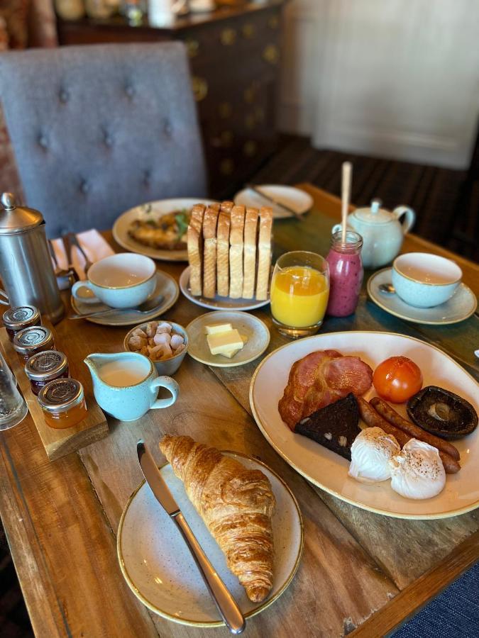 Devonshire Arms Inn Cracoe Экстерьер фото